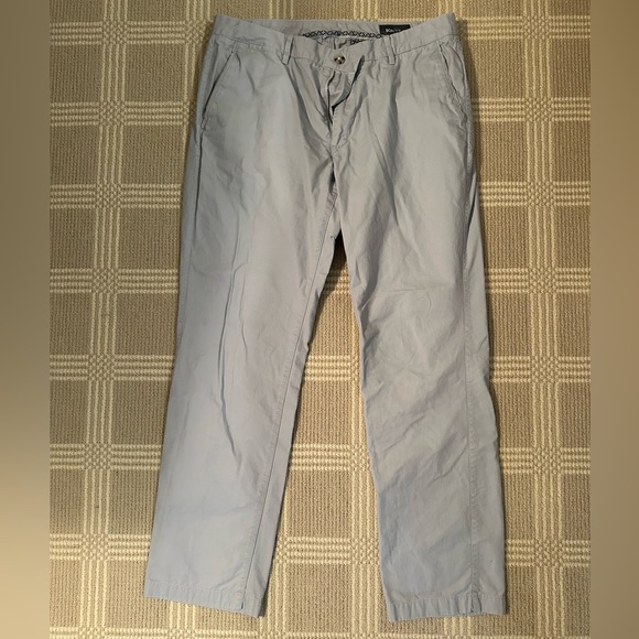 Bonobos Men’s Pants (2 pairs) chino and jeans - Picture 2 of 8